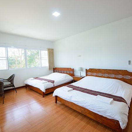 Baansuan Aokhai Beach Resort Mae Phim Exteriör bild