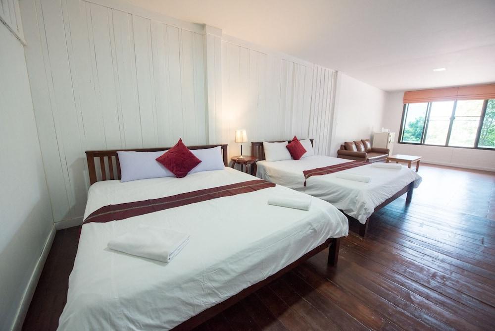 Baansuan Aokhai Beach Resort Mae Phim Exteriör bild