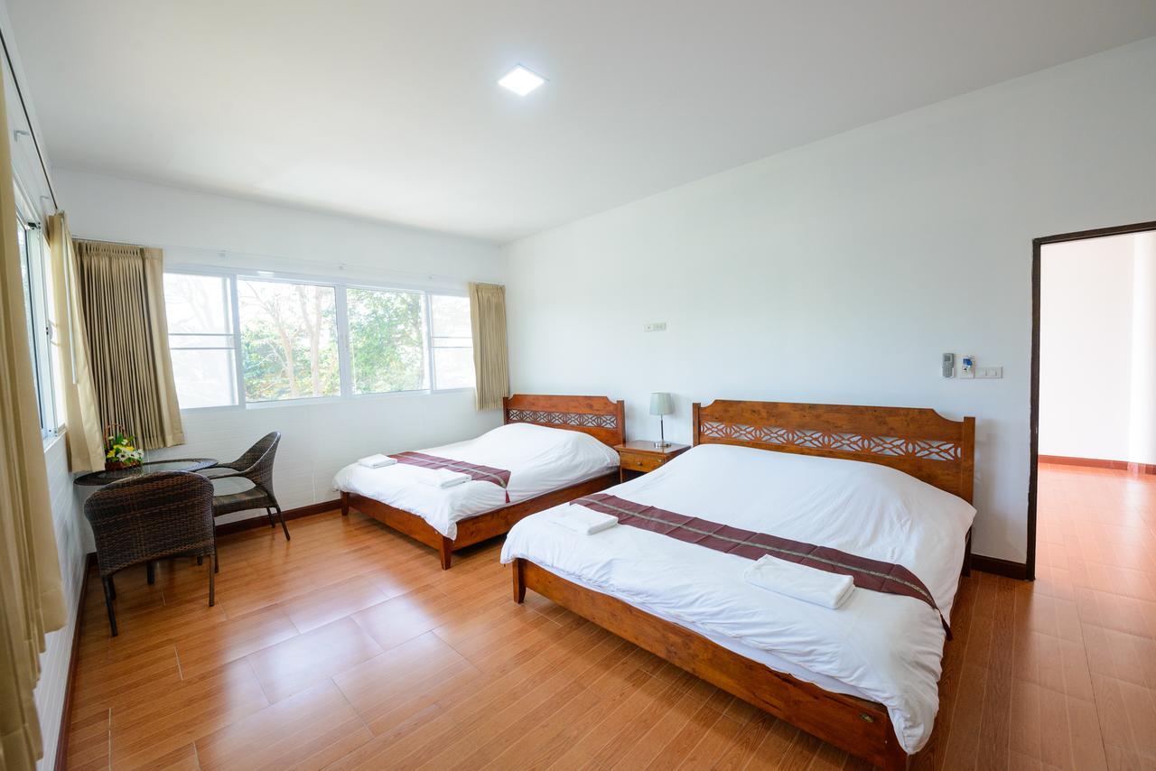 Baansuan Aokhai Beach Resort Mae Phim Exteriör bild